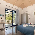 Apartment Mikro Nisi & Agios Nikolaos (Zakynthos)