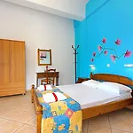 Apartment Mikro Nisi &