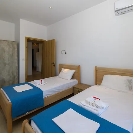 Mikro Nisi & Agios Nikolaos (Zakynthos)