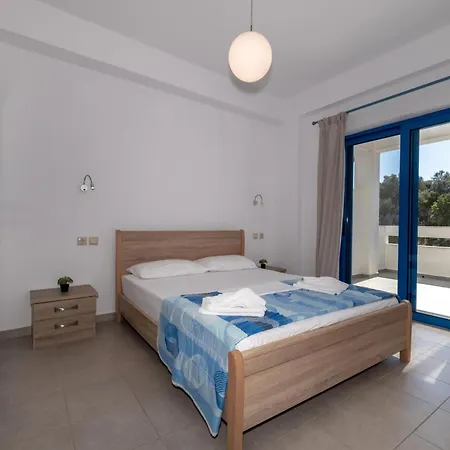 Mikro Nisi & Appartement *