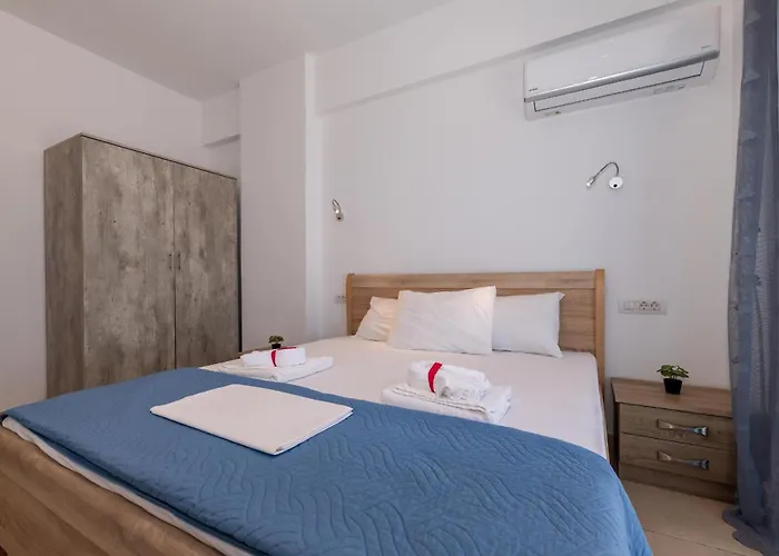 Mikro Nisi & Agios Nikolaos (Zakynthos)