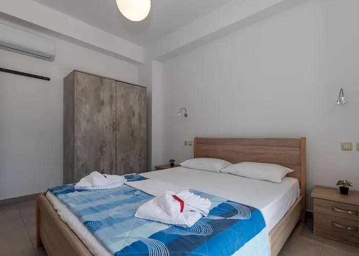 Apartamento Mikro Nisi & *