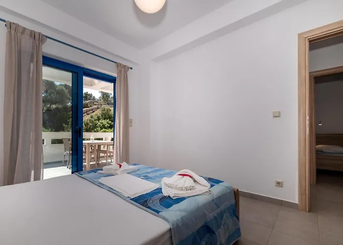 Mikro Nisi & Agios Nikolaos (Zakynthos)