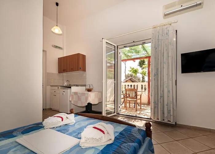 Mikro Nisi & Apartamento Agios Nikolaos (Zakynthos)