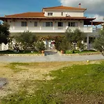 Mikro Nisi & Apartament