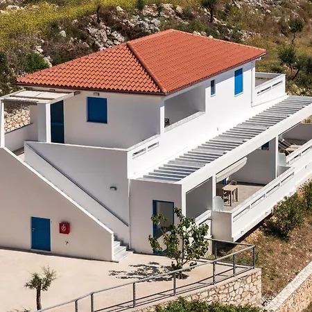 Mikro Nisi & * Agios Nikolaos (Zakynthos)