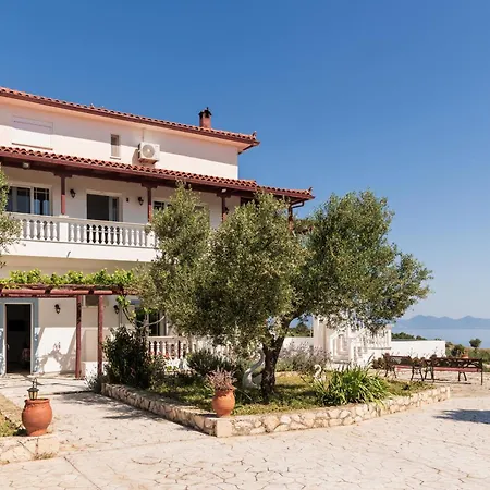 Mikro Nisi & Apartment *