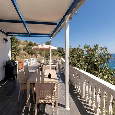 Apartment Mikro Nisi & *