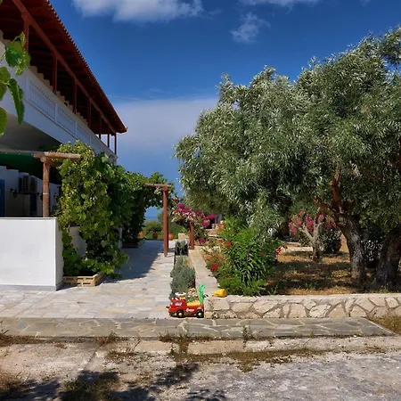 Apartment Mikro Nisi &